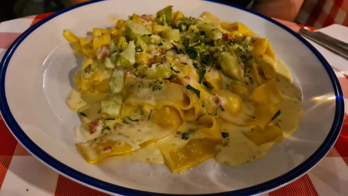 Pasta, Piccolo Trattoria