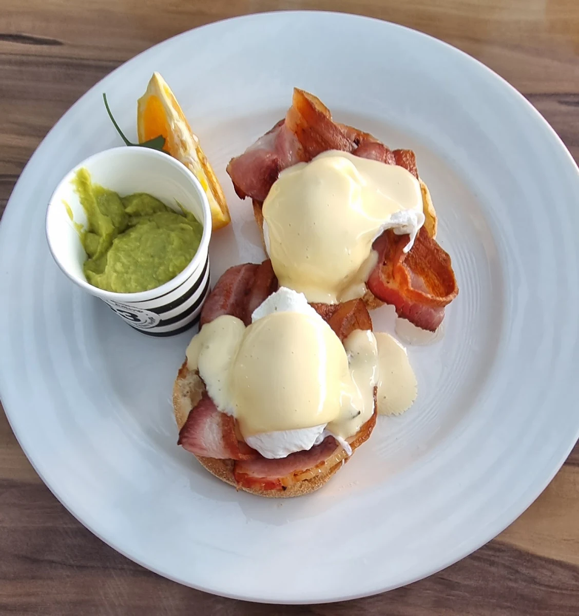 Eggs Benedict, Cafe 63 Sunshine Plaza