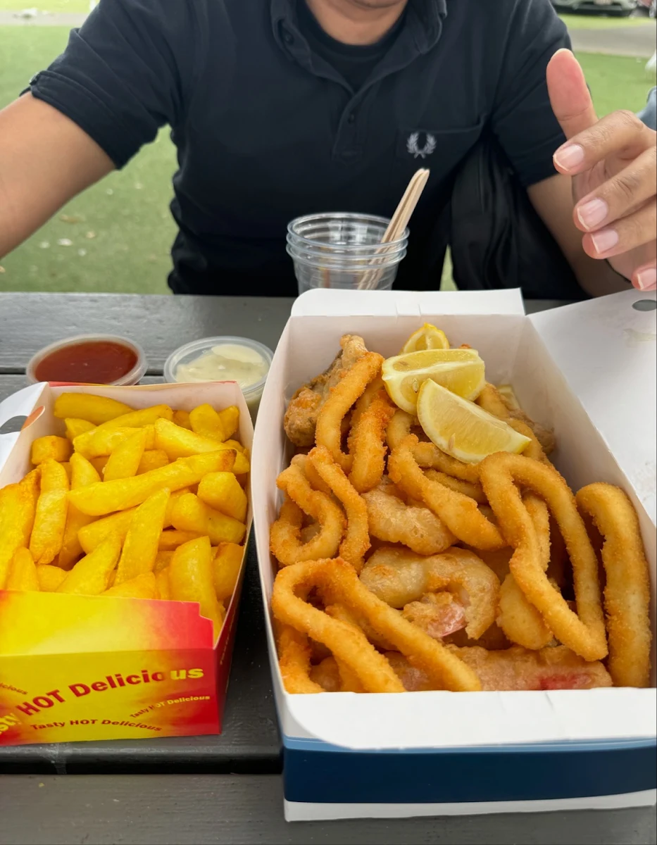 Prawns & Chips, Charis Seafoods