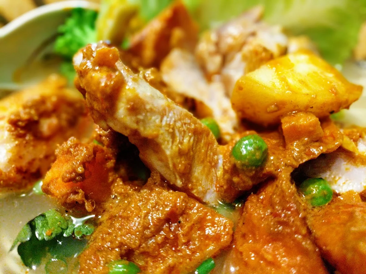Chicken Curry Noodles