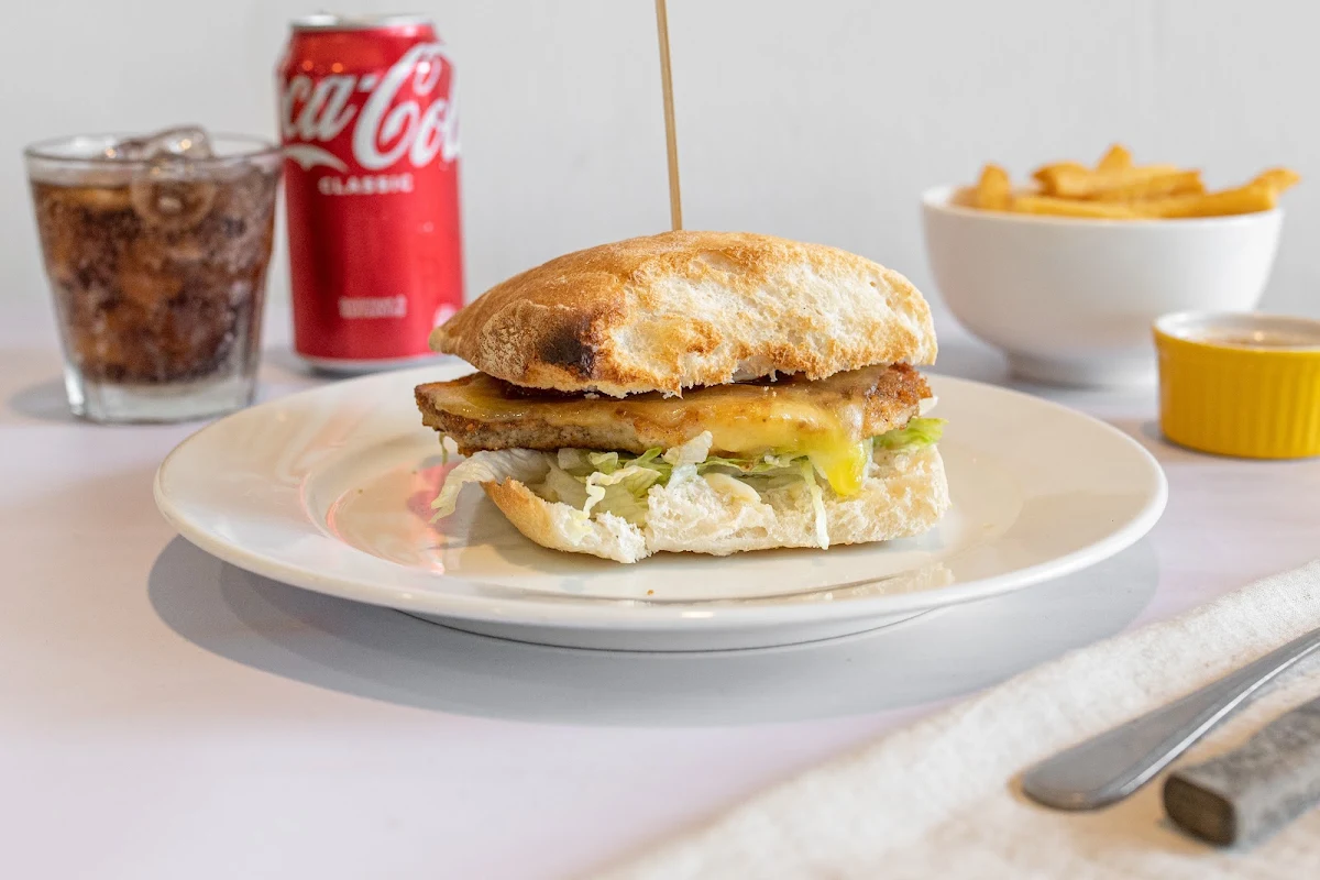 Highlights, Burgers on Parade