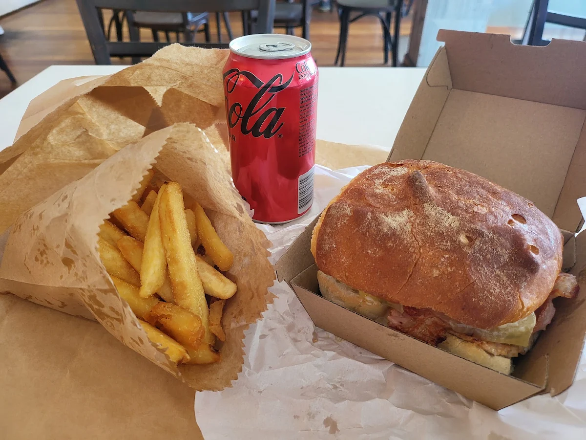 Highlights, Burgers on Parade