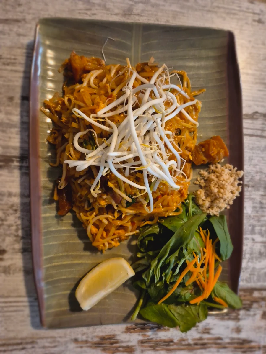 Pad Thai Soft Shell Crab, Red Lemon Thai