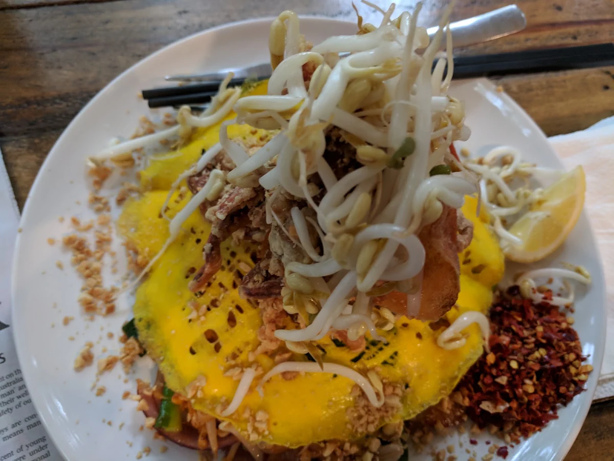 Soft Shell Crab Pad Thai, Red Lemon Thai