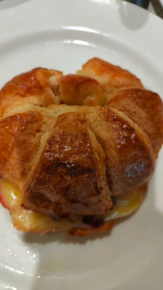 Croissant, Dôme Café - Armadale