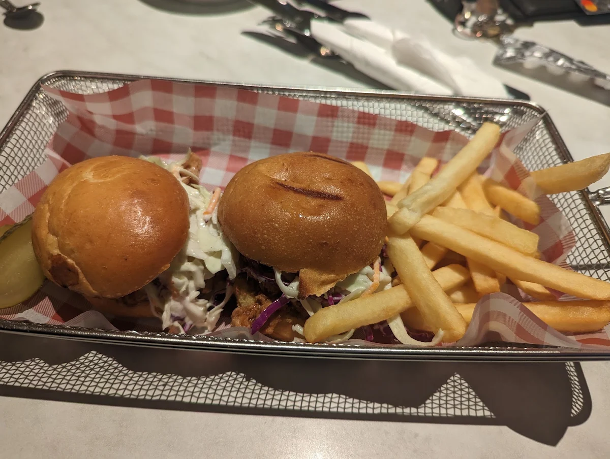 Pulled Pork Sliders, Dôme Café - Armadale