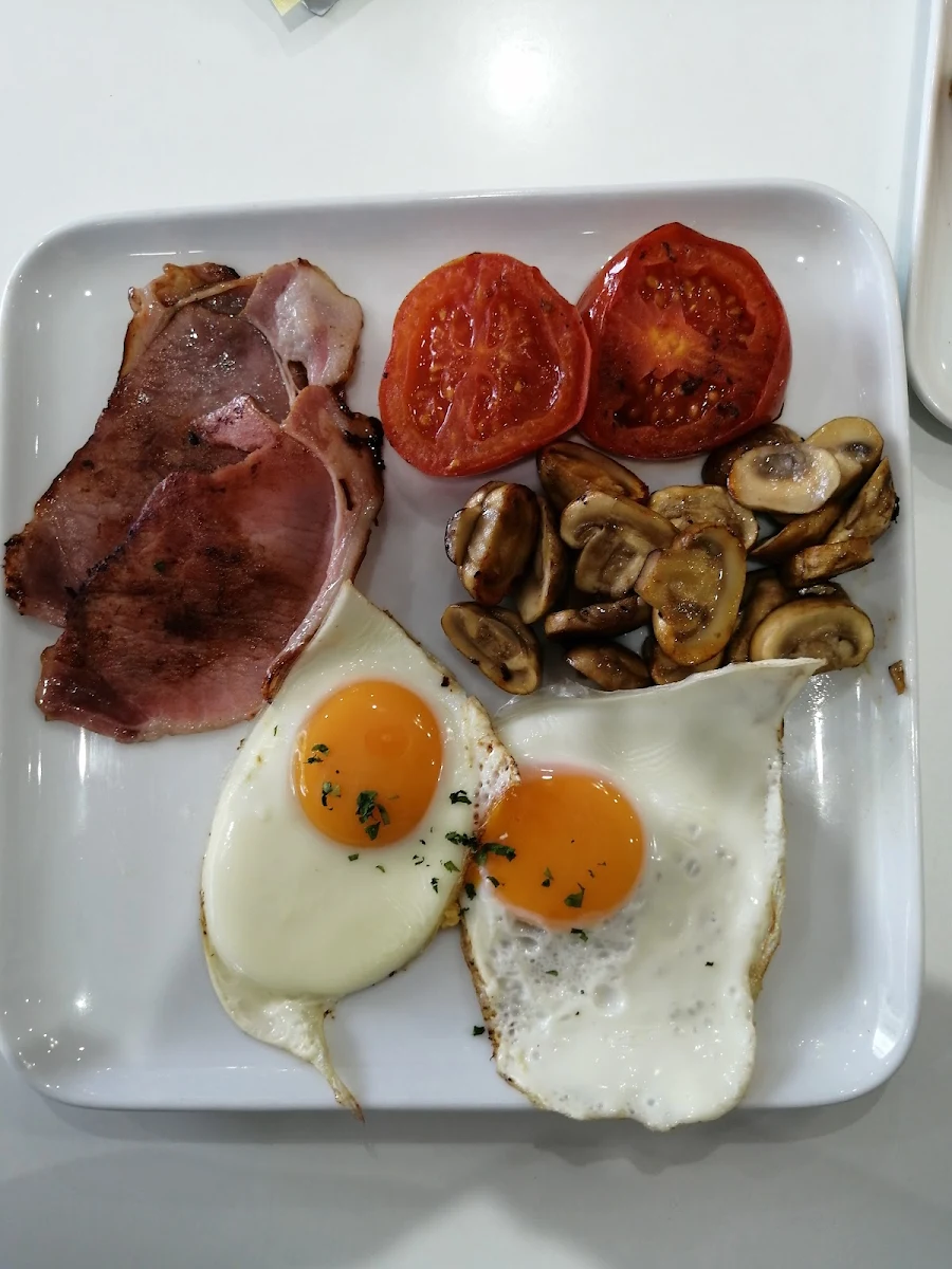Highlights, GOOD DAY CAFE