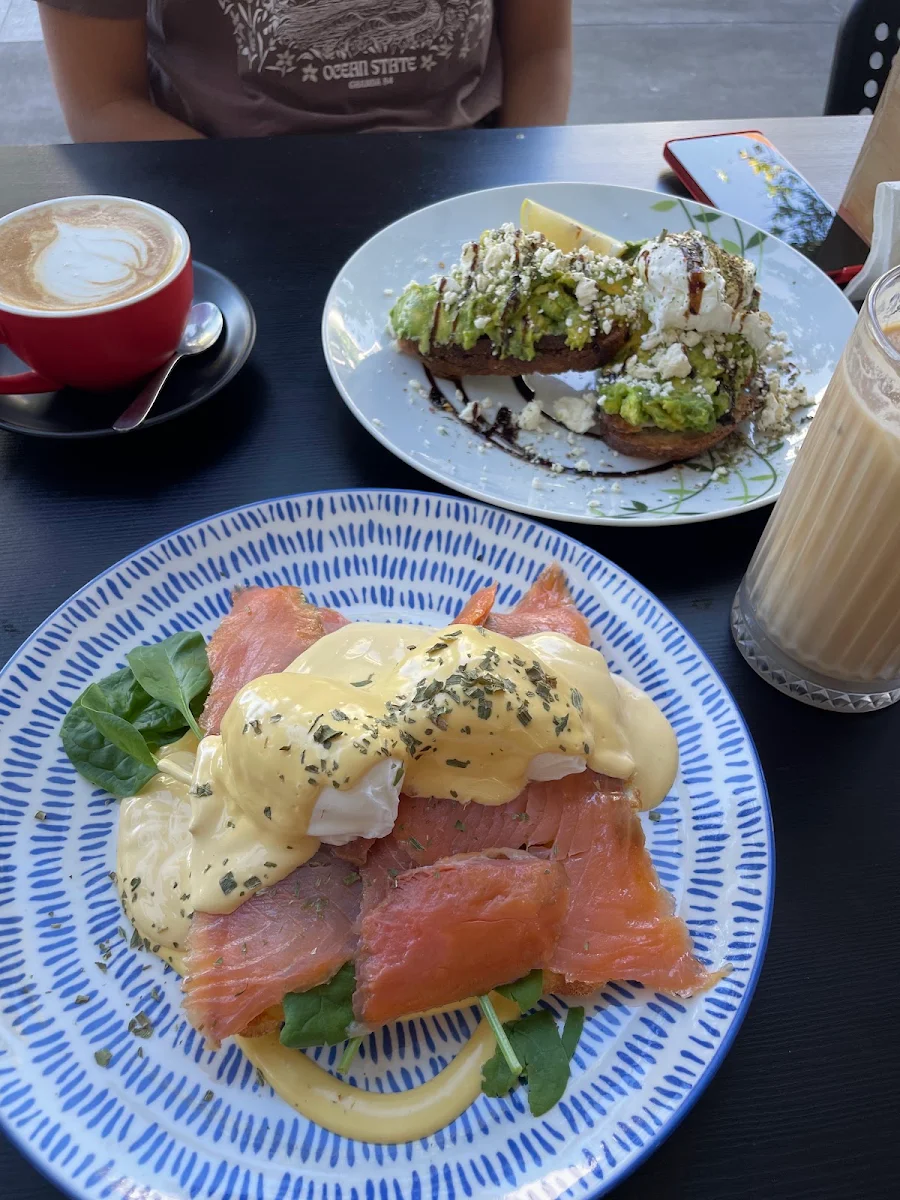 Highlights, Old Paris Cafe