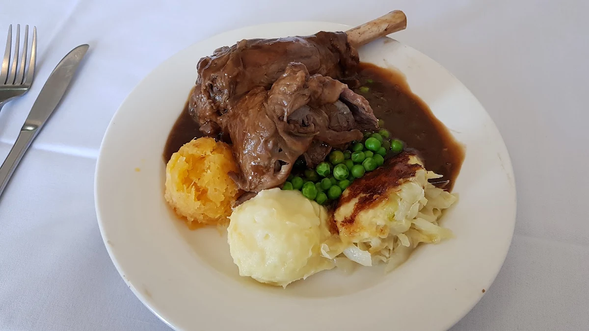 Lamb Shanks, Blenheim Inn Hotel