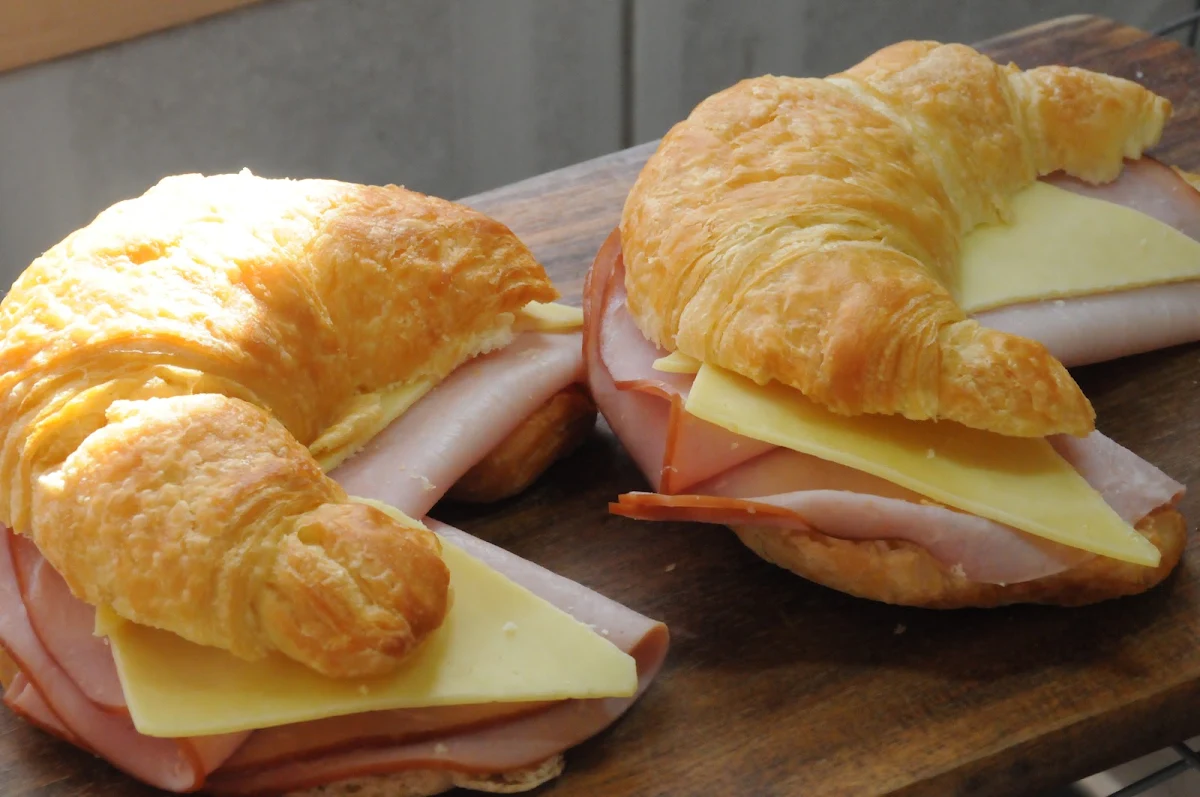 Ham & Cheese Croissant