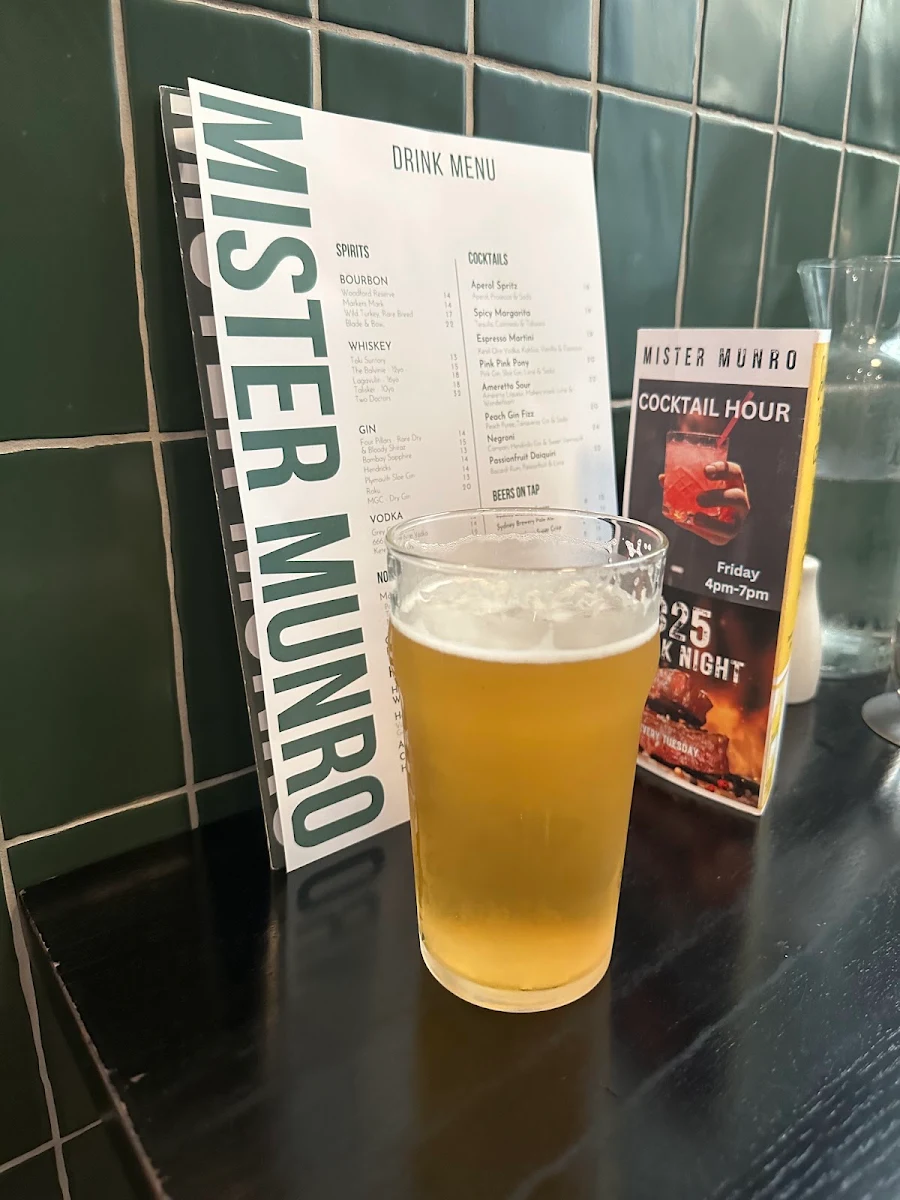 Lager, Mister Munro