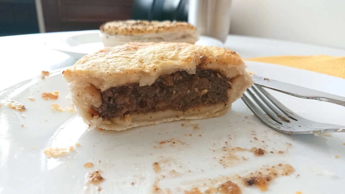 Highlights, OK Pie Shop