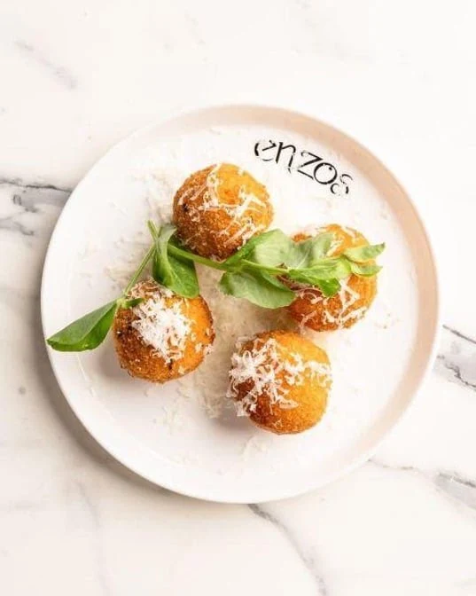 Highlights, Enzos Cucina Coomera