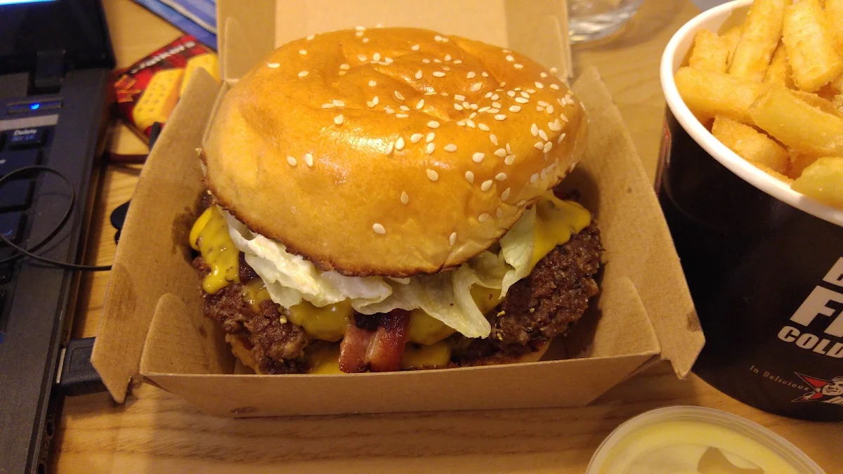 Cheeseburger, Rocket Burgers & Fries Elizabeth Street