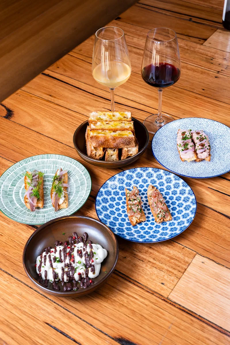 Highlights, Arlo Wine Bar