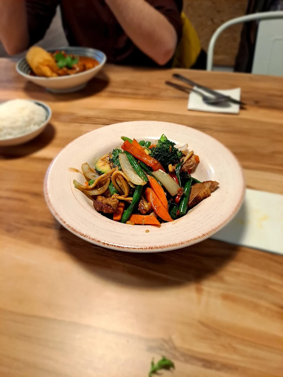 Chilly, Rock Sugar Thai Cuisine