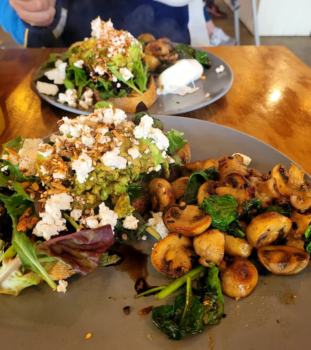 Avo & Feta Side of Garlic Mushrooms
