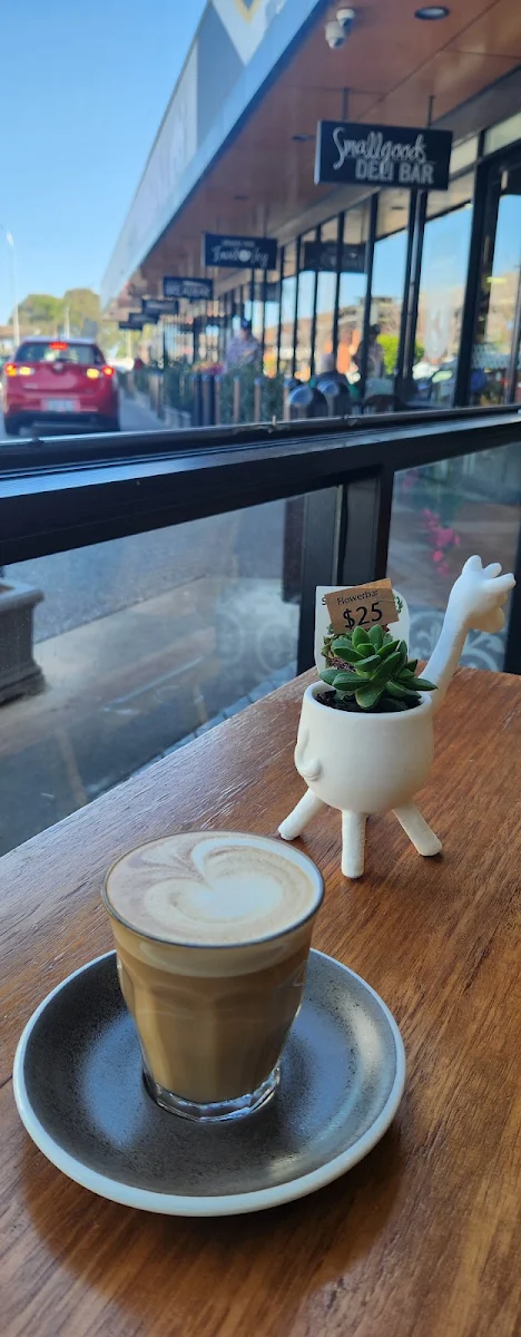 Latte, Mr.Nick's Kitchen & Coffee Bar