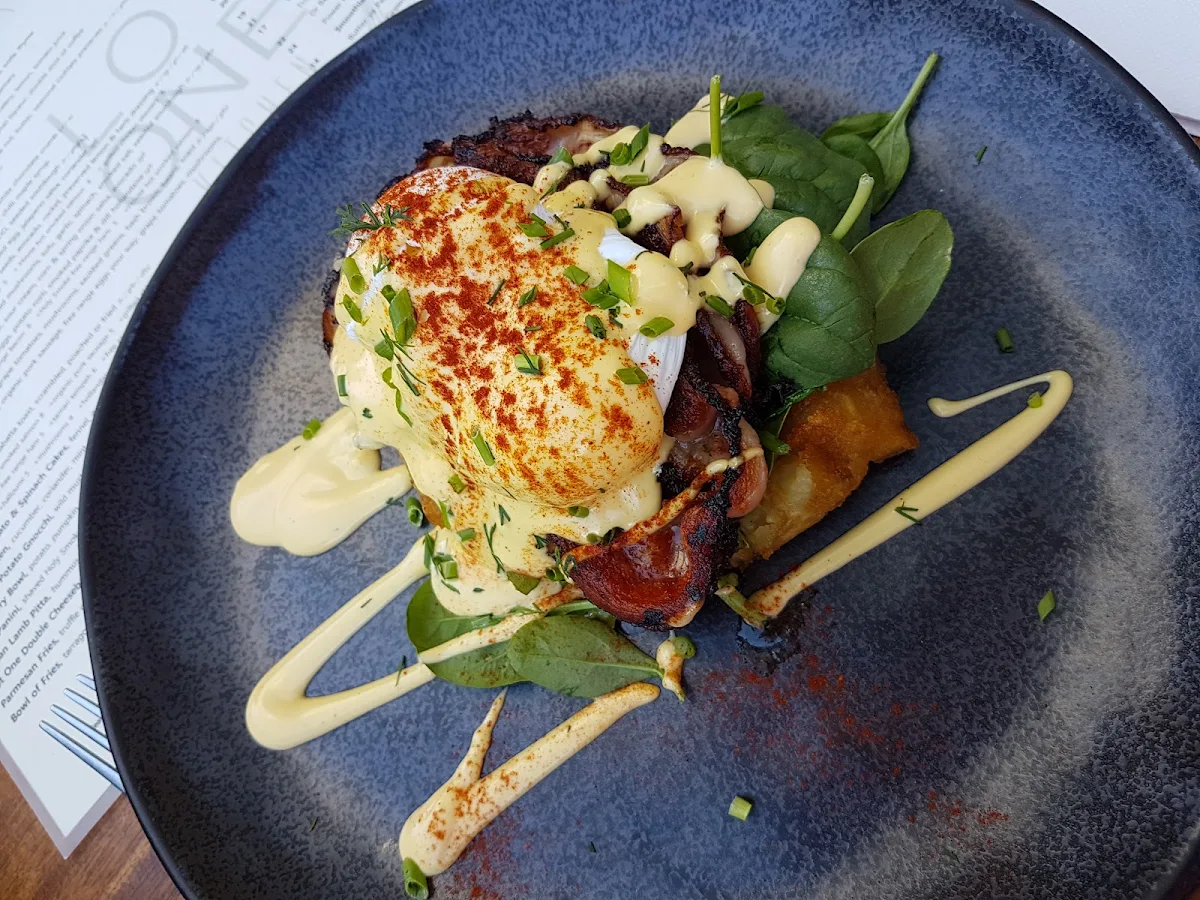 Eggs Benedict on Hash Brown