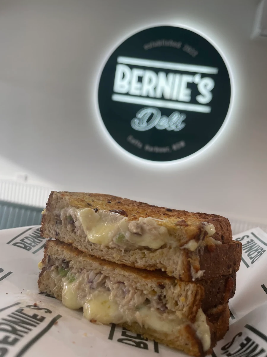 Highlights, Bernie's Deli