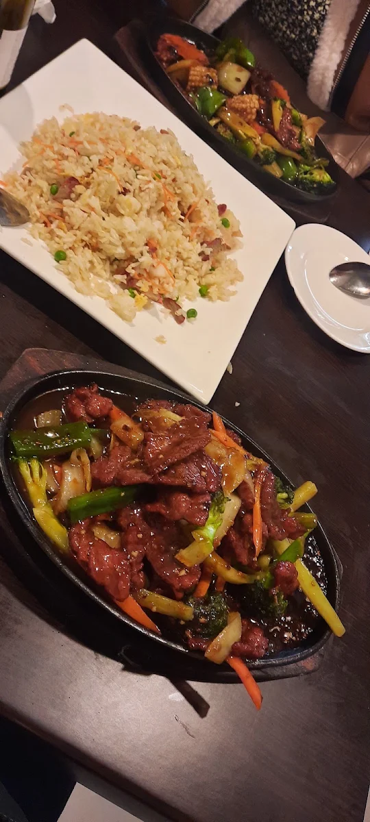 Vegetables with Mongolian Sauce Sizzling Plate