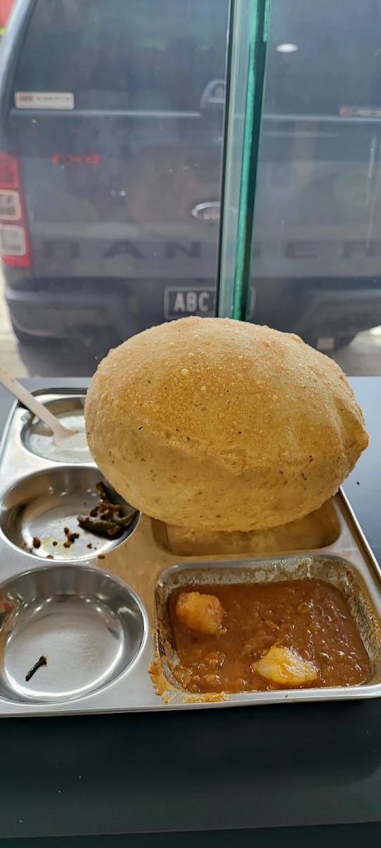 Chole Bhatura