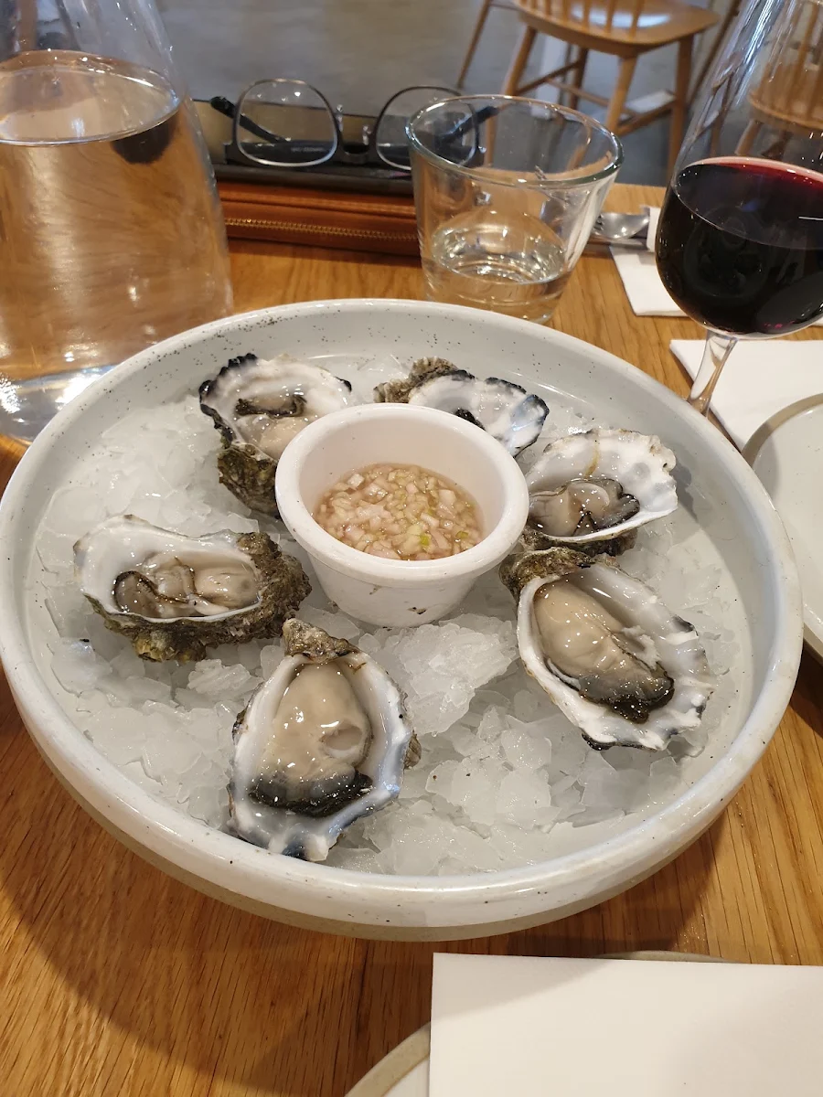 Natural Oysters