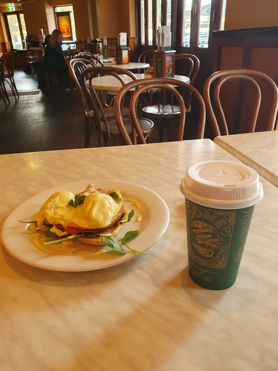 Eggs Benedict, Dôme Café - Joondalup