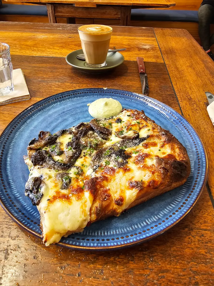 Mushroom Pizza