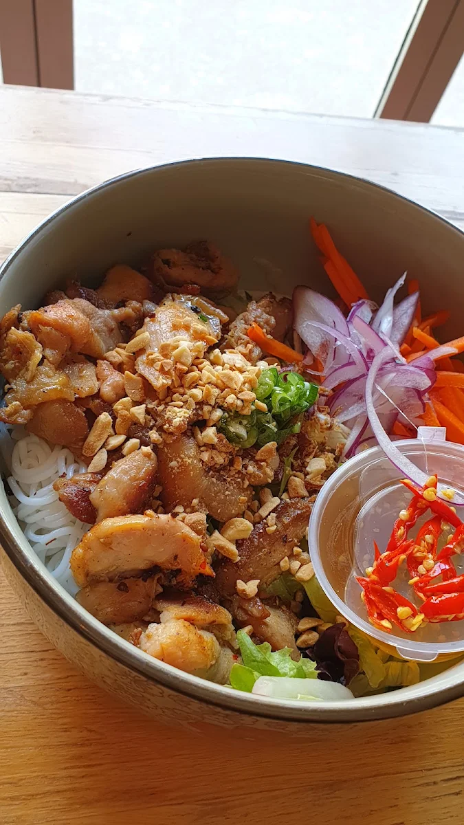 Chicken Bun Bowl