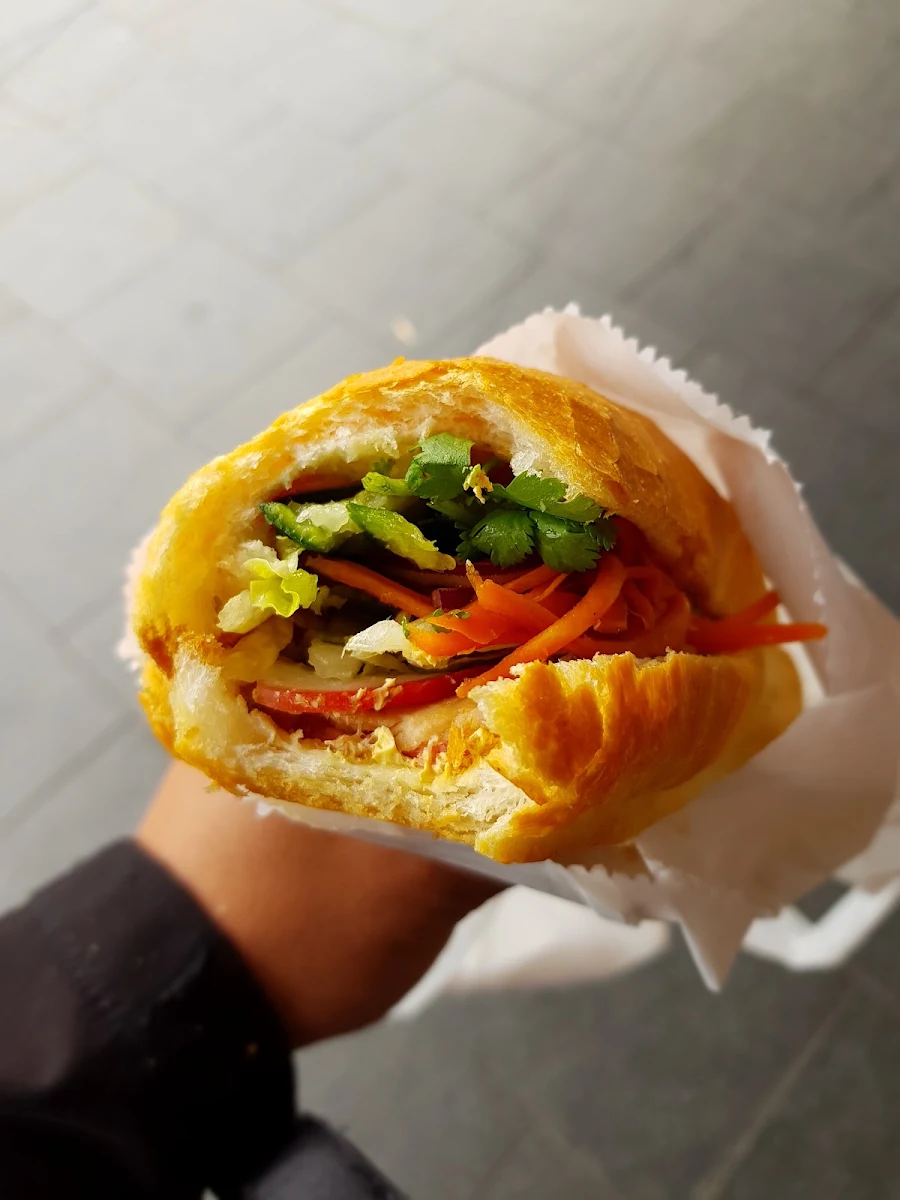 Pork Roll, Quang Thanh Hot Bread Bankstown