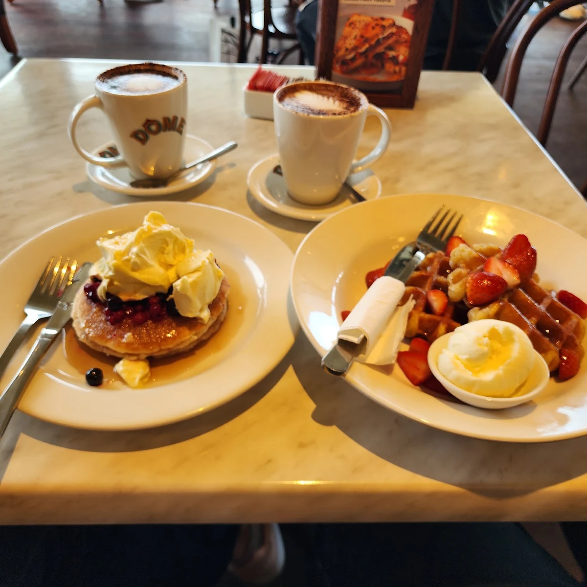Highlights, Dôme Café - Scarborough Beachfront