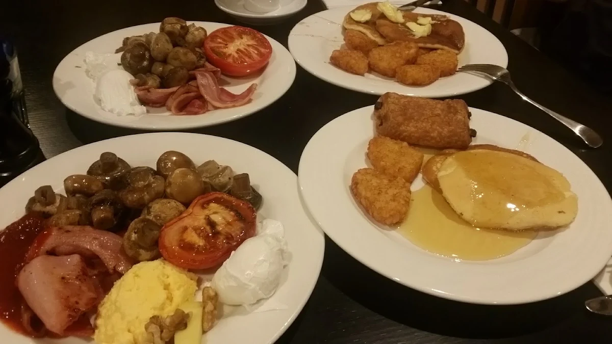 Highlights, BECCARIA RESTAURANT