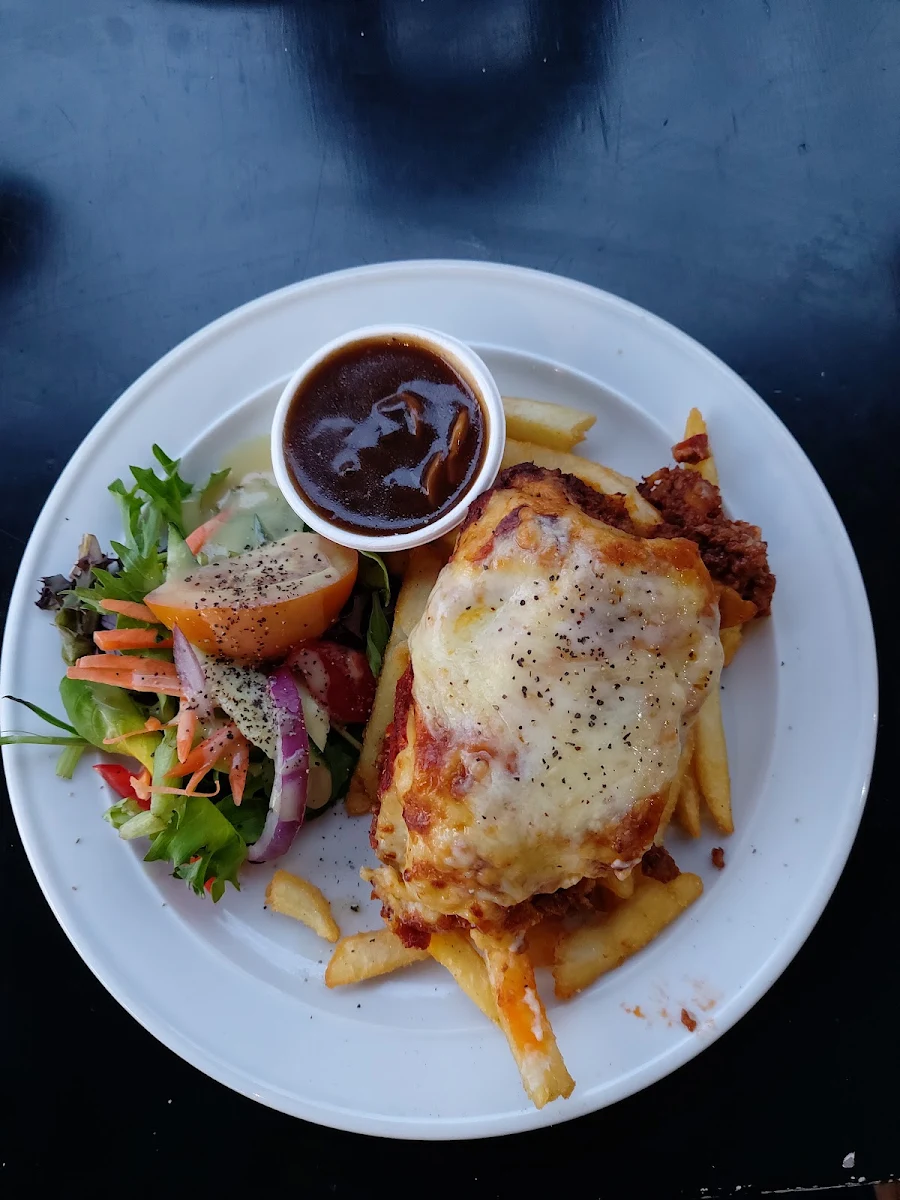 Lasagna, Apollonian Hotel