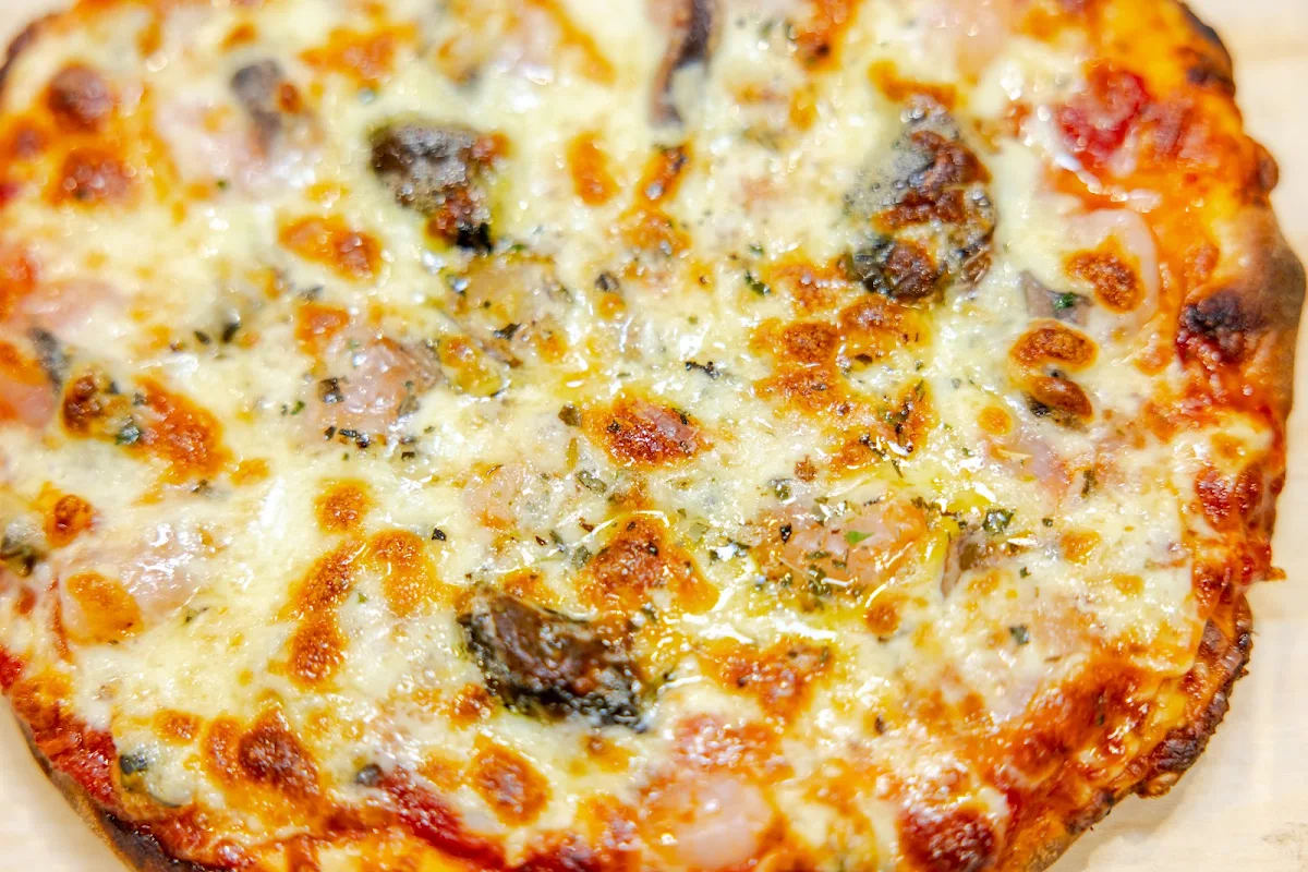 Highlights, Zdrazil's Pizza