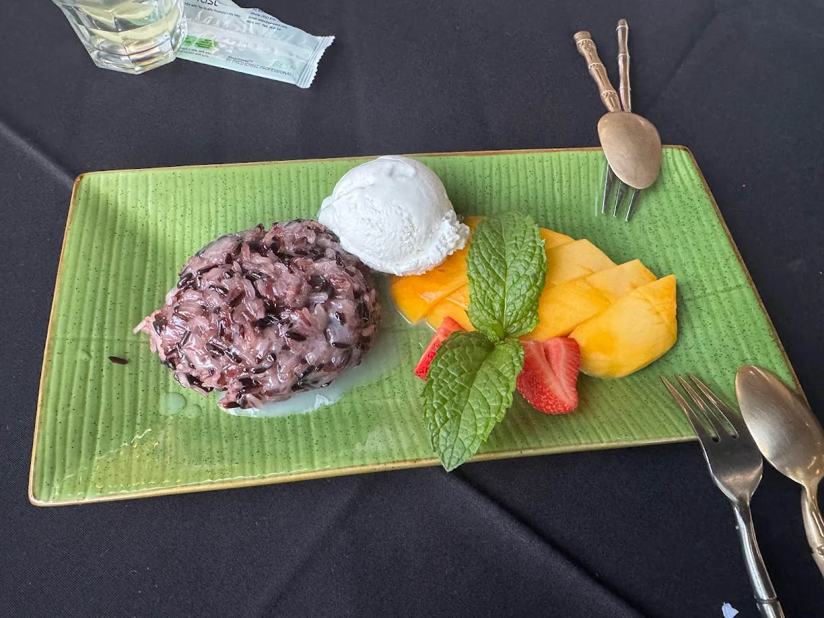 Highlights, Regent Thai