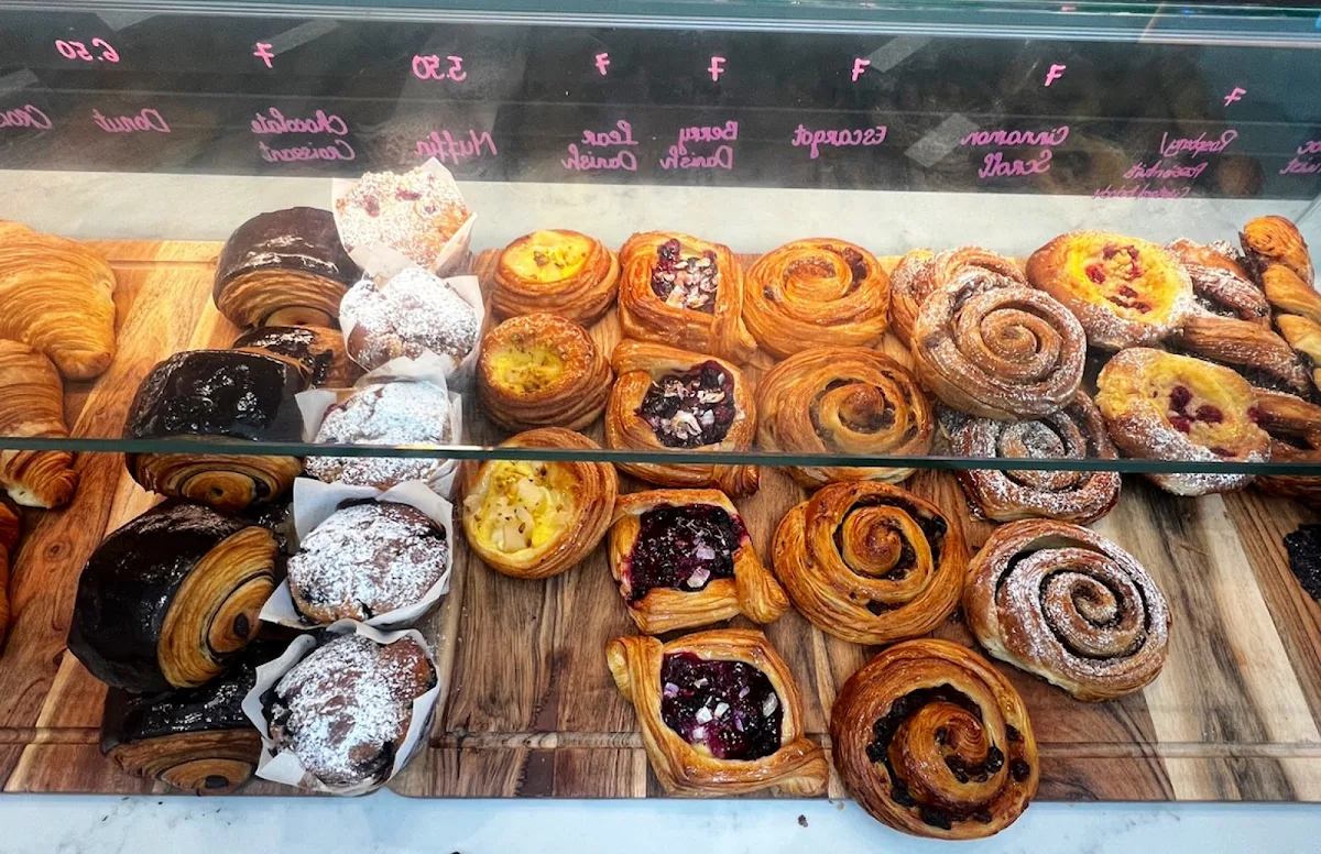 Highlights, Espresso Room Gungahlin