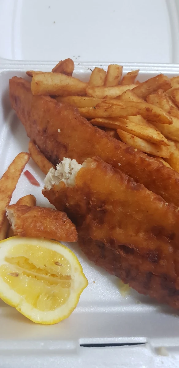 Fish & Chips, Larry's Pizza