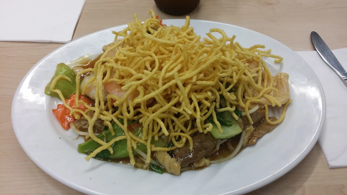 Combination Chow Mein