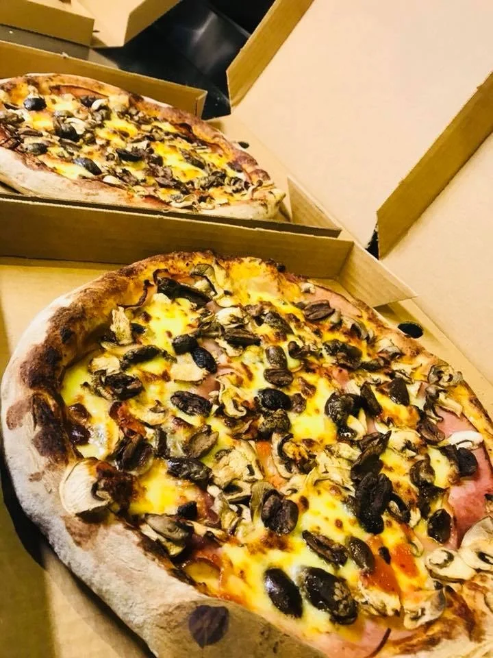 Mushrooms Pizza