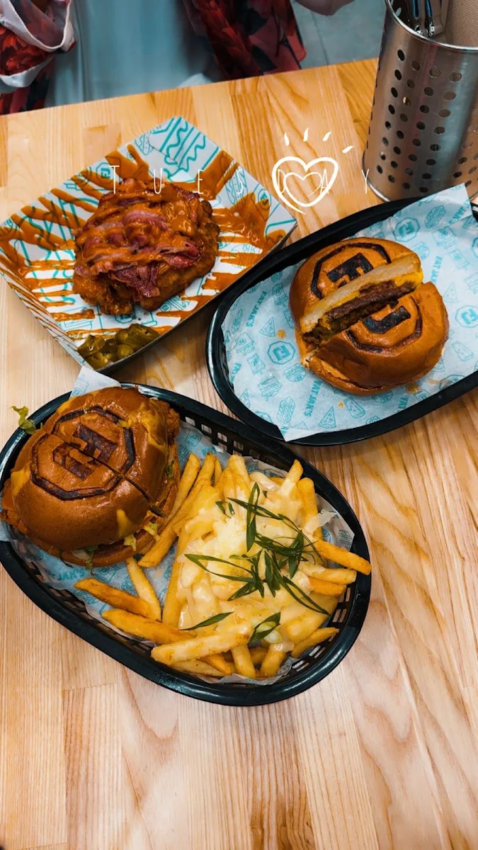 Highlights, FAT JAK'S / GET CLUCK'D MERRYLANDS