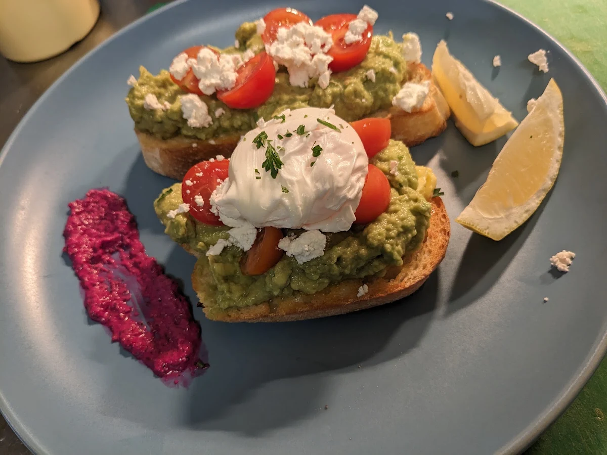 Smashed Avo, Vitti Cafe on Gregory