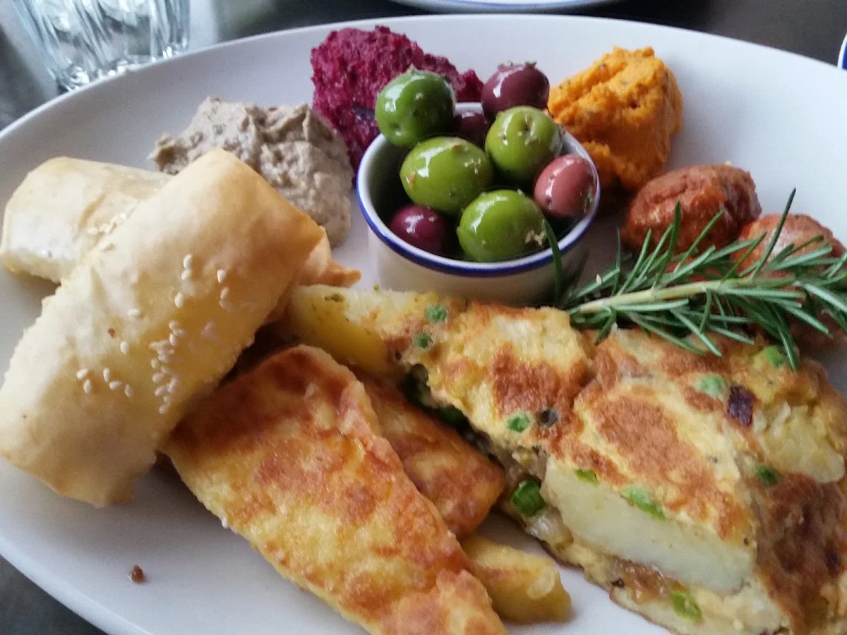 Meze Plate, Lady of Ro