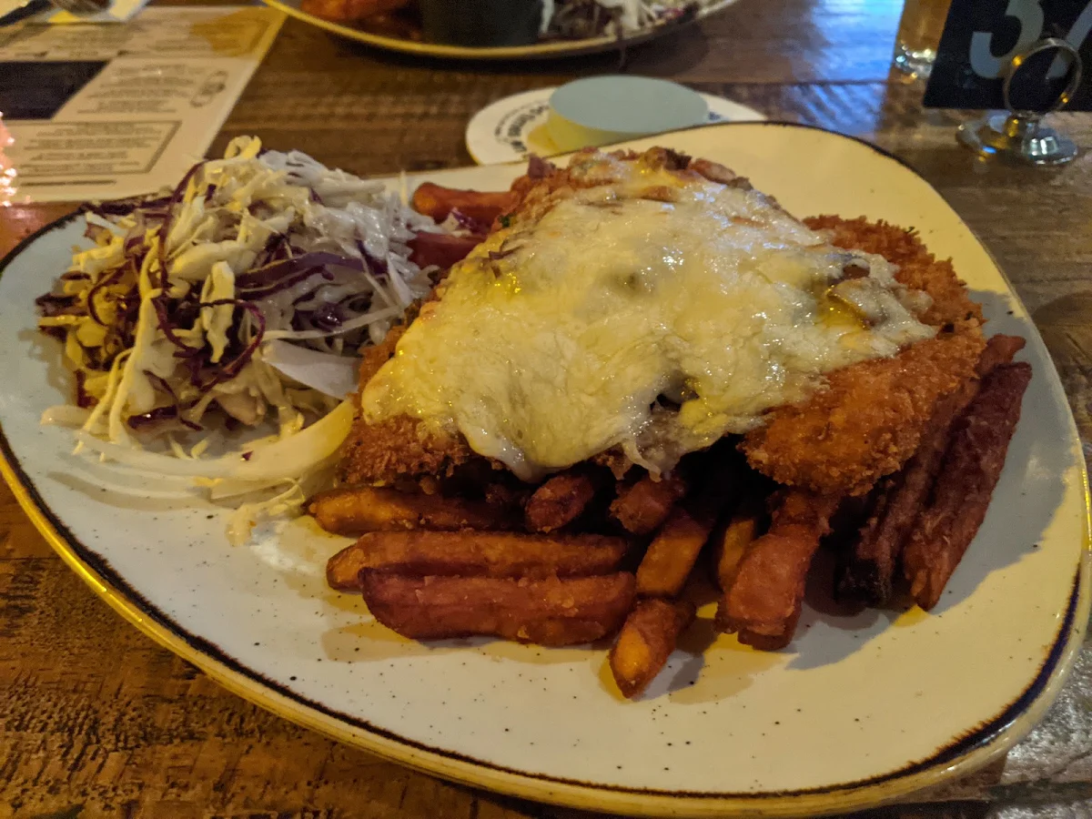 Chicken Parmigiana, Pennys Hotel