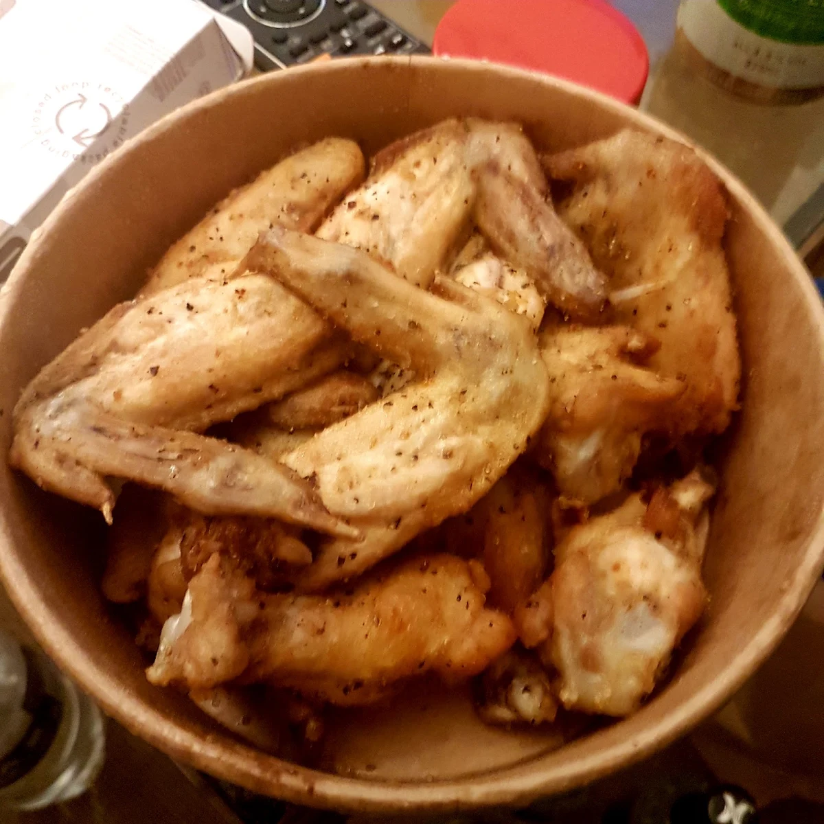 Chicken Wings, Pennys Hotel