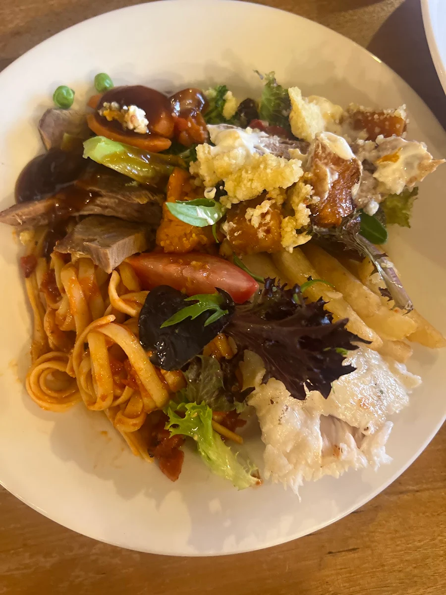 Highlights, Mount Dandenong Hotel