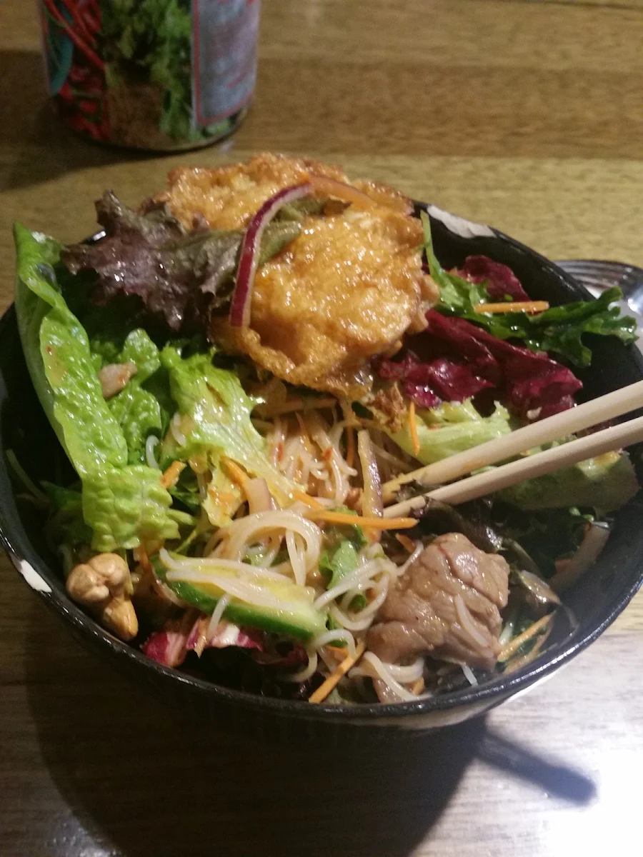 Satay Beef Noodle Salad
