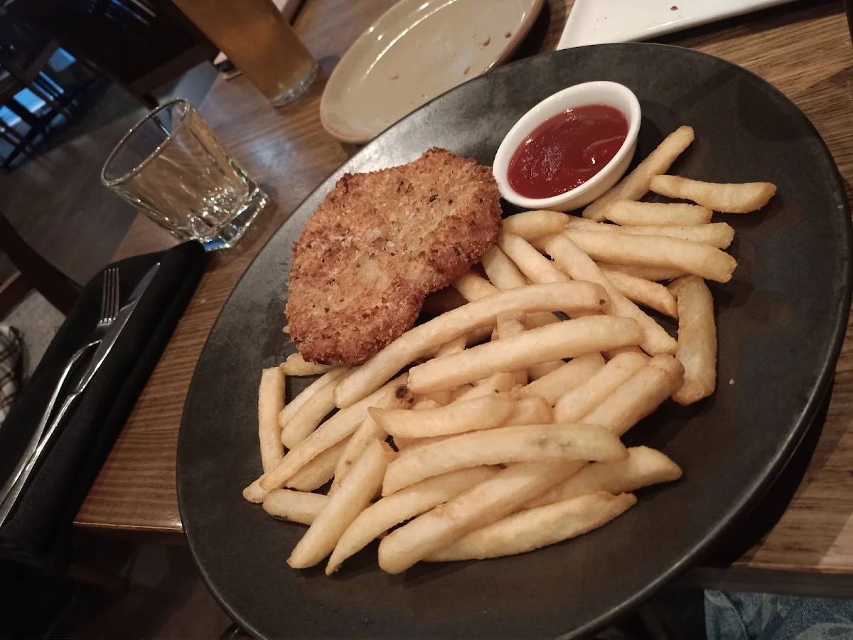 Beef Snitty, Union Hotel - Best Pub in Adelaide CBD