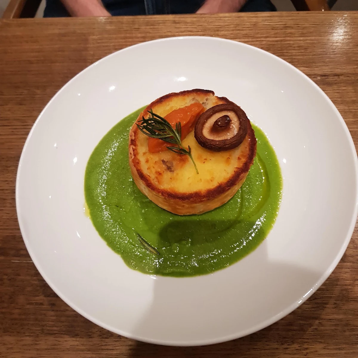 Float Pie, Union Hotel - Best Pub in Adelaide CBD