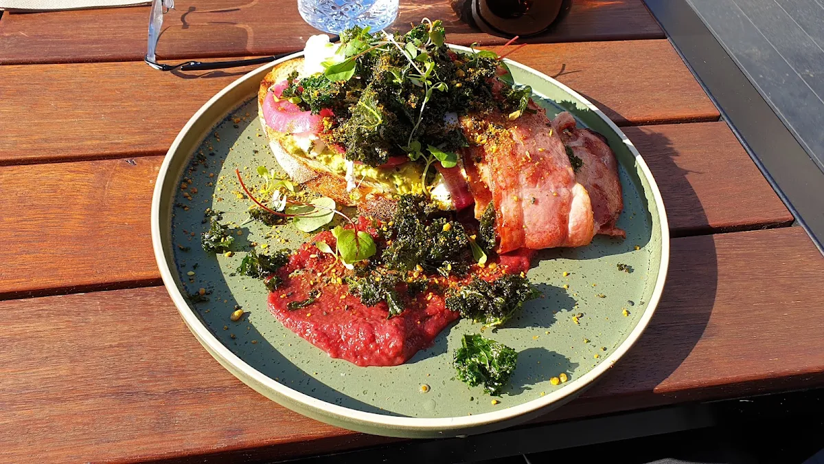 Smashed Avocado with Bacon